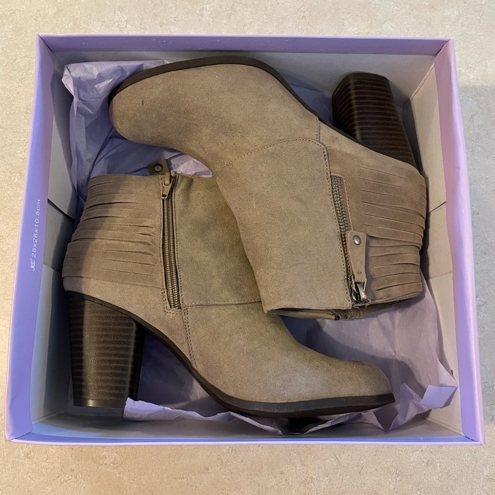 Madden Girl Taupe DESTROY Heeled Booties, Size 8